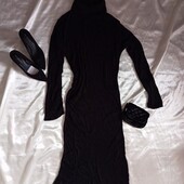 Максі сукня чорного кольору