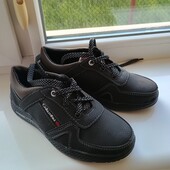 Нові кросівки 36/37 р