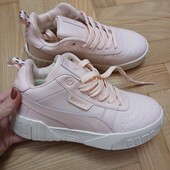 Зимові кросівки. Устілка 23 см