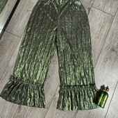 Вау! Классі брюки 3/4 блискучі з валанами