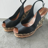 Жіночі оригінальні босоніжки від Сosmoparis