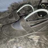 Pavers 39p туфлі з ремінцями на резинці