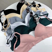 Топ бюстгальтер у рубчик , в лоті беж.