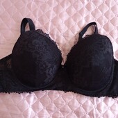 Одним лотом. Ліф і трусики нові