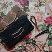 Размер 30х17см!! В комплекте цепочка-ремешок! Клатч в цвете черный и кофе. Цвет на выбор