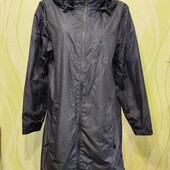 Дуже гарна вітрова, є блискавка для підстьожки