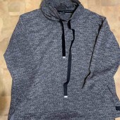 Шикарна кофта на королівські форми)