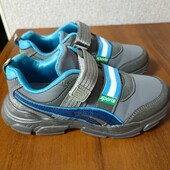 Дитячі кросівки