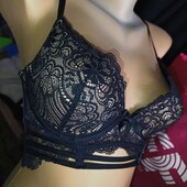 Дуже гарний мереживний бюстгальтер