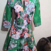 Гарна сукня 36 розміру,в грудях 90 см.