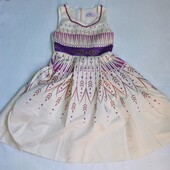 Сукня на дівчинку на 120см.