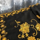 Платок из шифона с вышивкой и пайетками