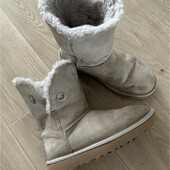 Натуральні замшеві Ugg, р.37 в гарному стані