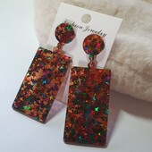 Яркие женские серьги гвоздики Последняя пара