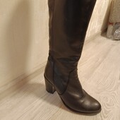 Жіночі чоботи в гарному стані, р 39