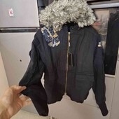 Фірмова куртка 