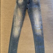 Джинси скінні
