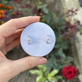 Срібні сережки з рожевою квіткою та камінцями