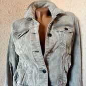 Джинсова куртка б/у сіра, виварка М в гарному стані.