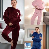 Костюм жіночий,велсофт.В лоті бордо.