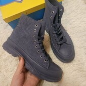 круті черевики , високі кеди демісезон з мікровельвету , якість супер