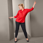 Елегантна жіноча блуза з декоративним верхом, розмір наш 48-50(40/42 євро)