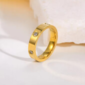 Каблучка, кільце, медзолото, циркони. Розмір 17