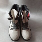 Ботинки жіночі утеплені