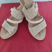 Лот 64.Шльопанці Scholl