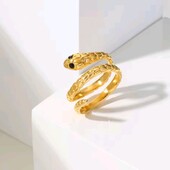 Є розміри.Каблучка, кільце змія, форма змії, медзолото, чорне скло