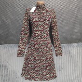 Симпатичное платье, р.S