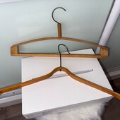 Набор прочных деревянных вешалок для одежды. 2 штуки одним лотом