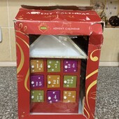 Дерев’яний адвент календар у вигляді будиночка Висота 27 см. Довжина 18см.