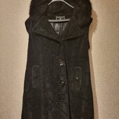 Меховая длинная жилеткa Portrait