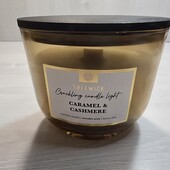 Неймовірна воскова свічка з тріском в склі Caramel & Cashmere! Лот 12