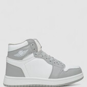 Кросівки жіночі зимові на хутрі, колір біло-сірий