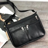 Жіноча чорна шкіряна сумка з довгою ручкою женская кожаная черная натуральная кожа