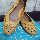 Повністю натуральна шкіра, поліуританова підошва 39р.