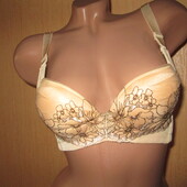 Бюстгальтер на поролоні Розм 34/75 В