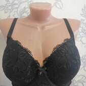 Шикарний бюстгальтер на кісточках Matalan 80D Не ношений!