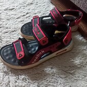 Сандалі