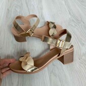 New look  стильные босоножки натуральная кожа размер евро 39