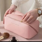 Косметичка цвет розовый