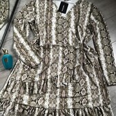 Розпродаж магазину! Супер сукня батал з валанами у зміїний принт як раз на рік дракона не тонке