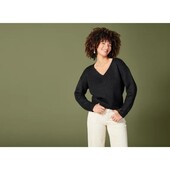 6104.10%шерсть .чудовий щільний теплий светр Esmara