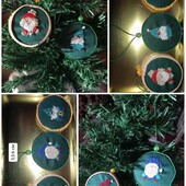 Іграшки на ялинку.