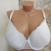 Новый! Красивий бюстгальтер на кісточках F&F 85Е