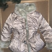 Куртка на дівчинку