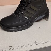 Нові черевики зима 40,42,45 р