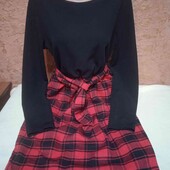 Фірмова жіноча сукня з кишенями,розмір М/L,але дивіться заміри